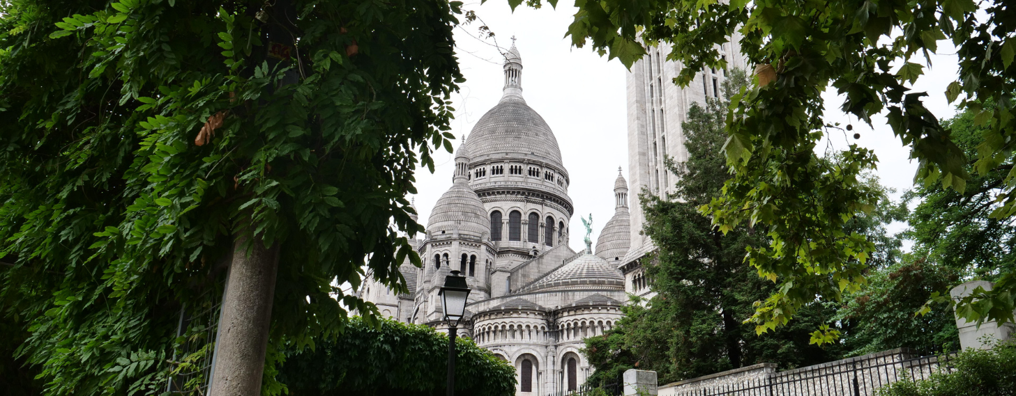 Paris has some hidden landmark for dog lovers