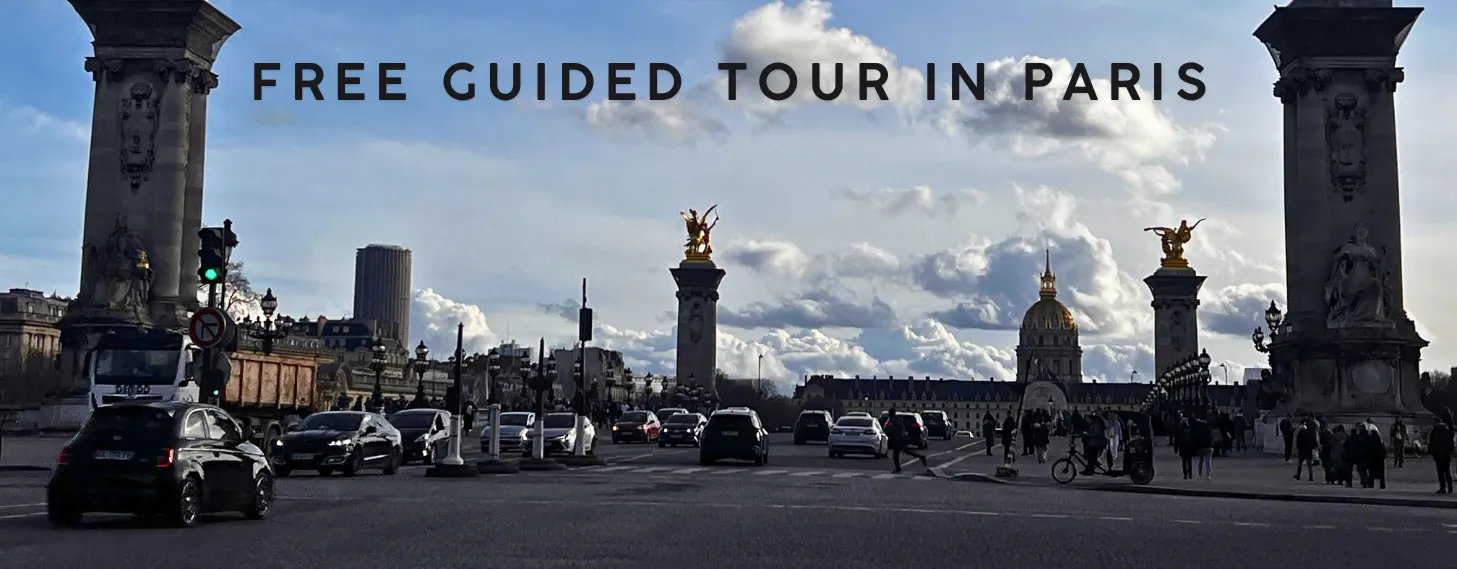 Alexandre III Bridge stop on our free guided tour in Paris