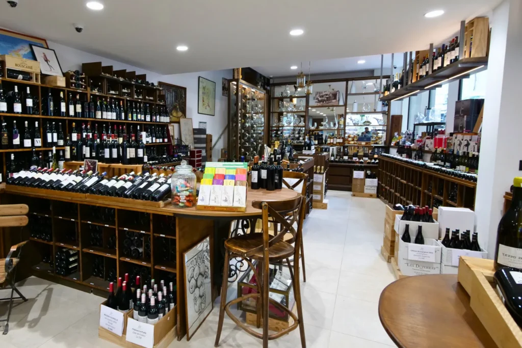 wine tasting experience near Paris